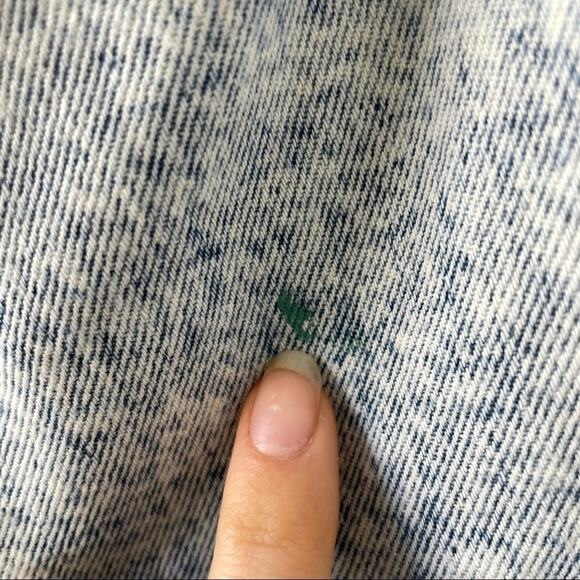 TARAZZIA SPORT Vintage Grunge High Waisted Pleated Acid Washed Denim Jean Shorts - Picture 9 of 9